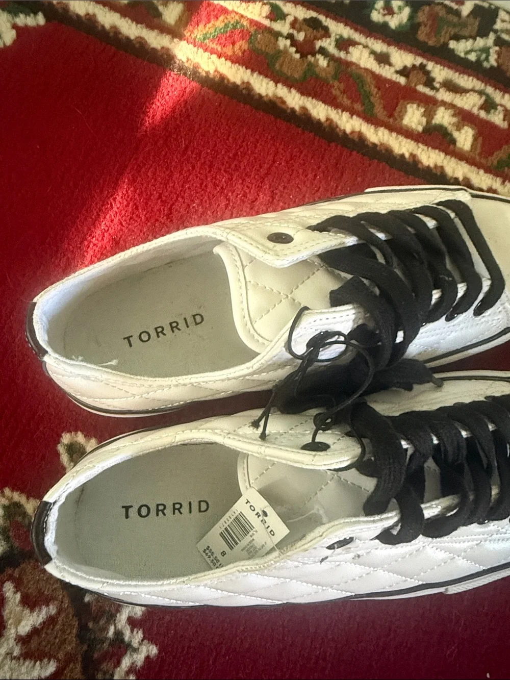 Torrid Women’s White Quilted Sneakers with Black Laces Sz 8 NWT